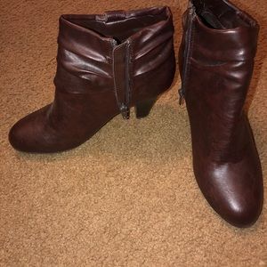 Ladies brown booties